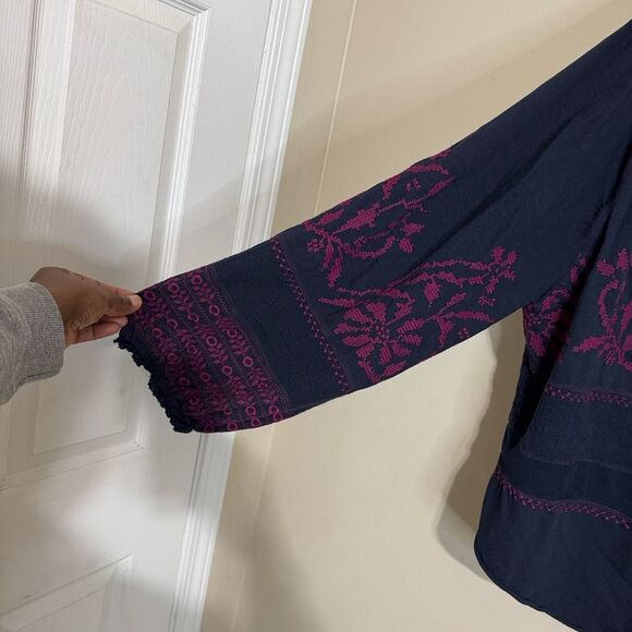 Free People Navy and Burgundy Embroidered Peasant Top size L Boho Casual - Picture 7 of 14